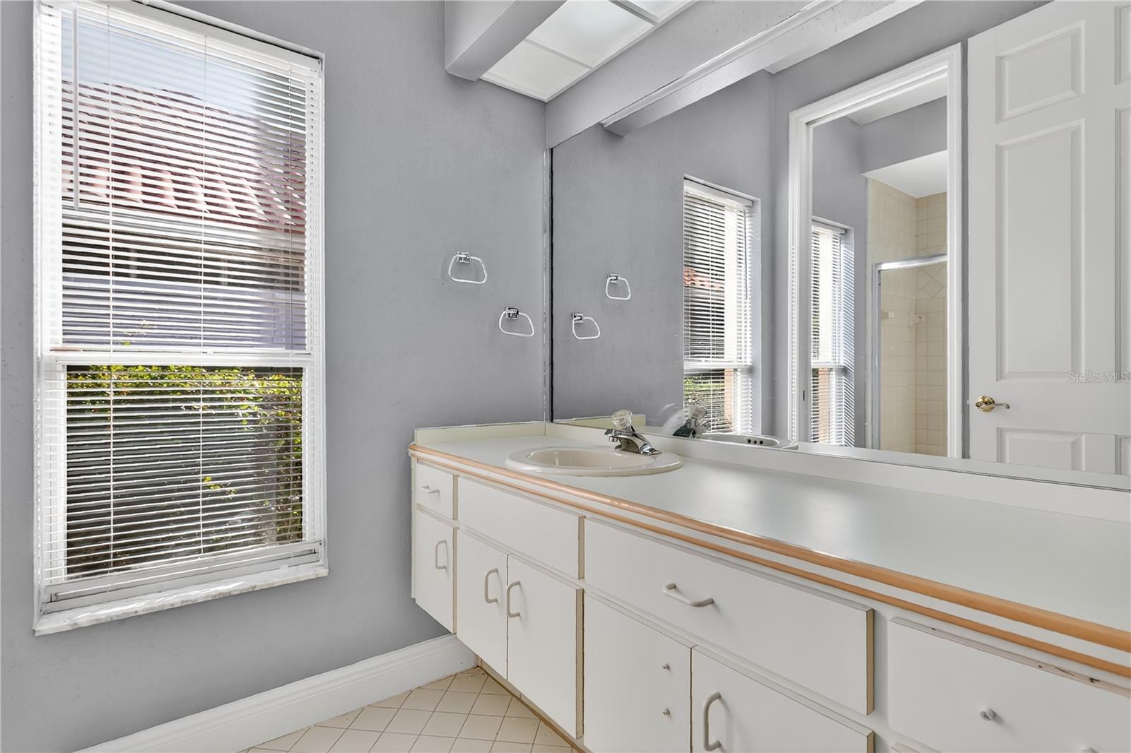 6719 FAIRWAY COVE DR