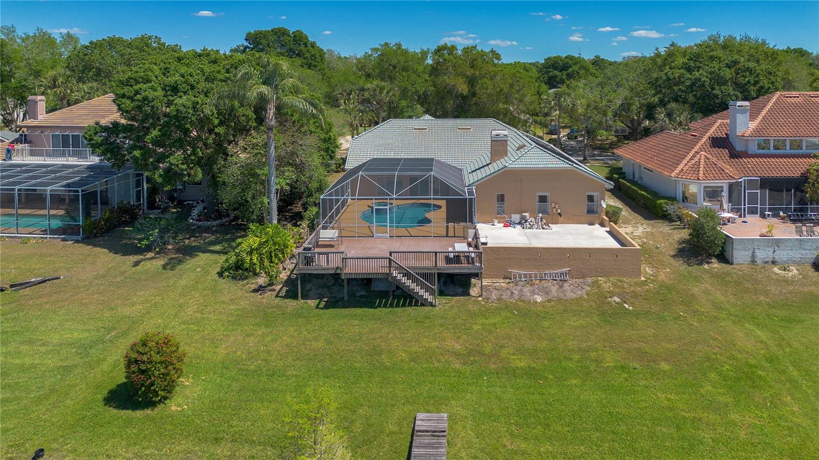 6719 FAIRWAY COVE DR