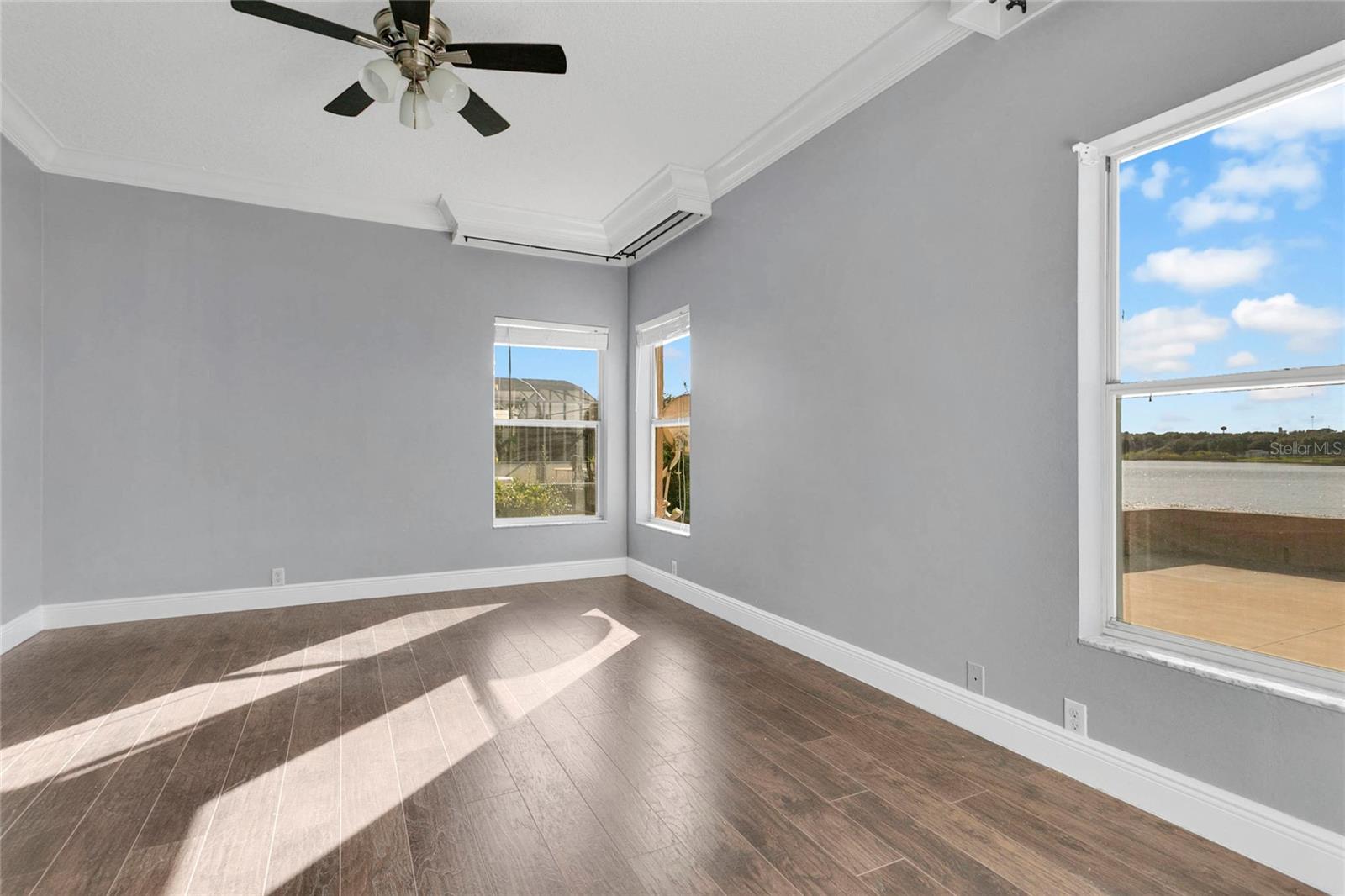 6719 FAIRWAY COVE DR