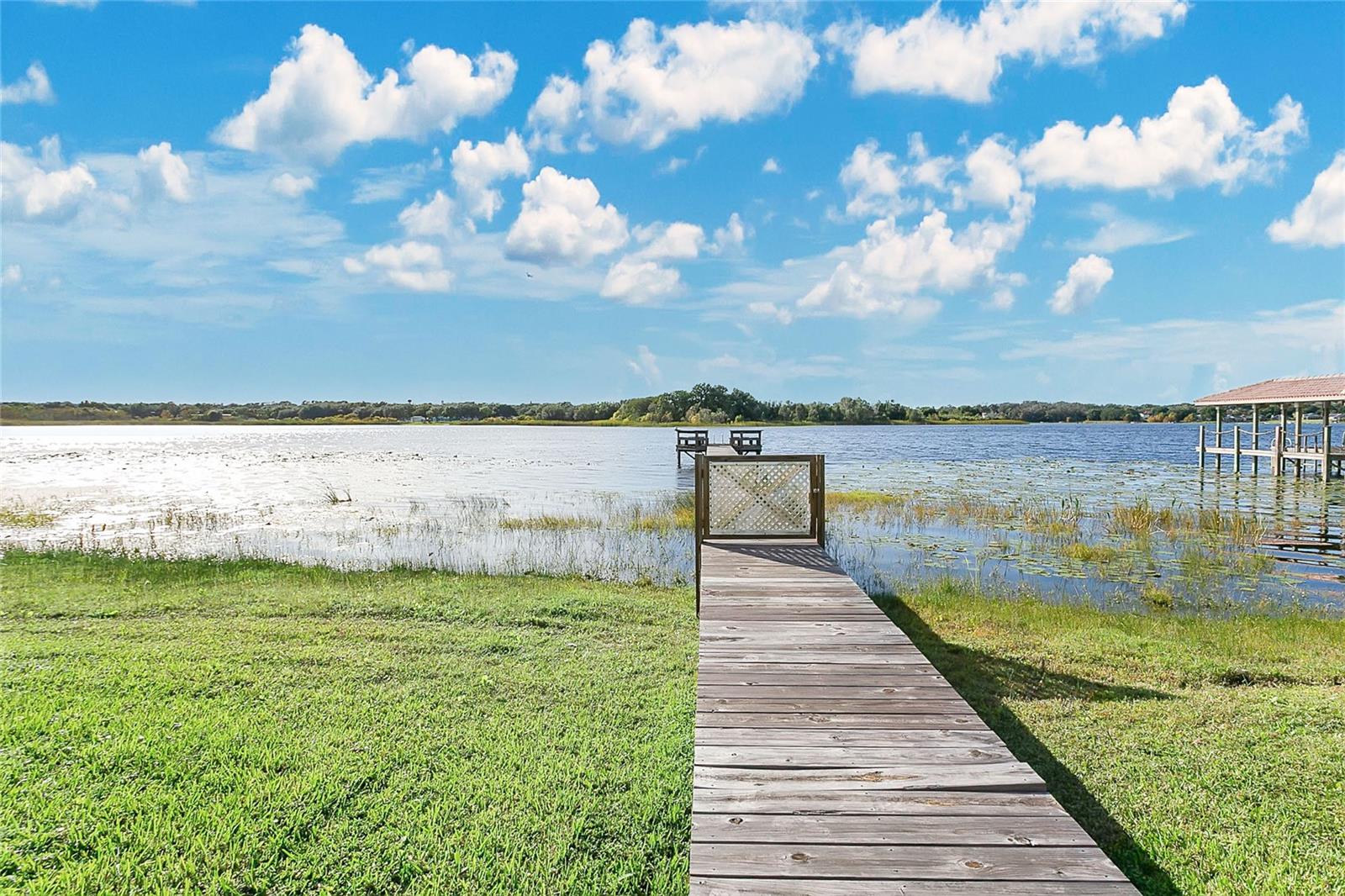 6719 FAIRWAY COVE DR