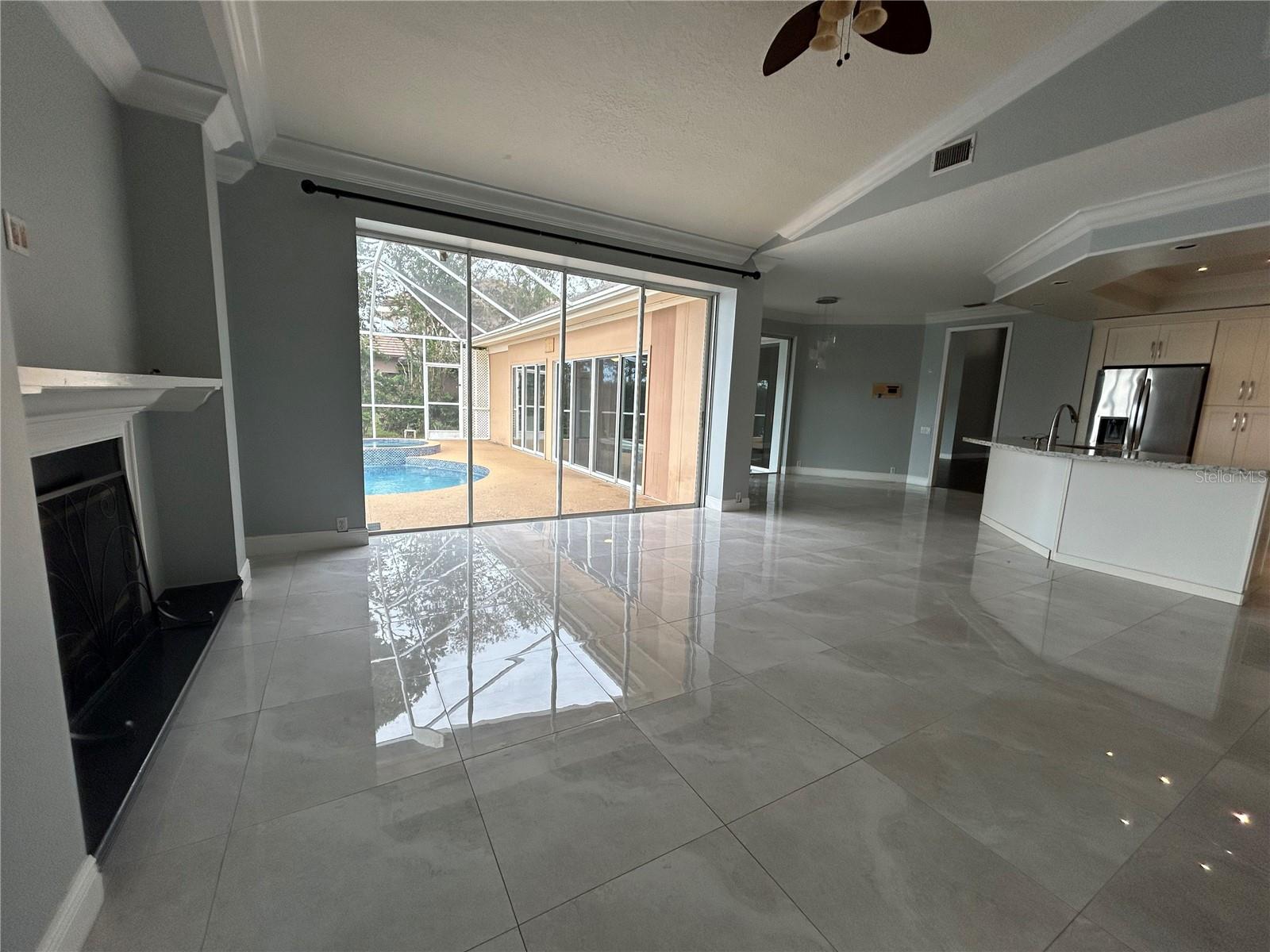 6719 FAIRWAY COVE DR