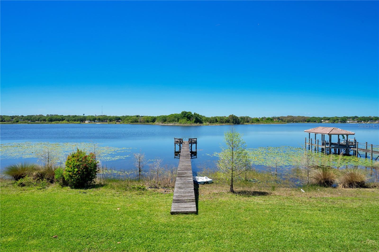 6719 FAIRWAY COVE DR