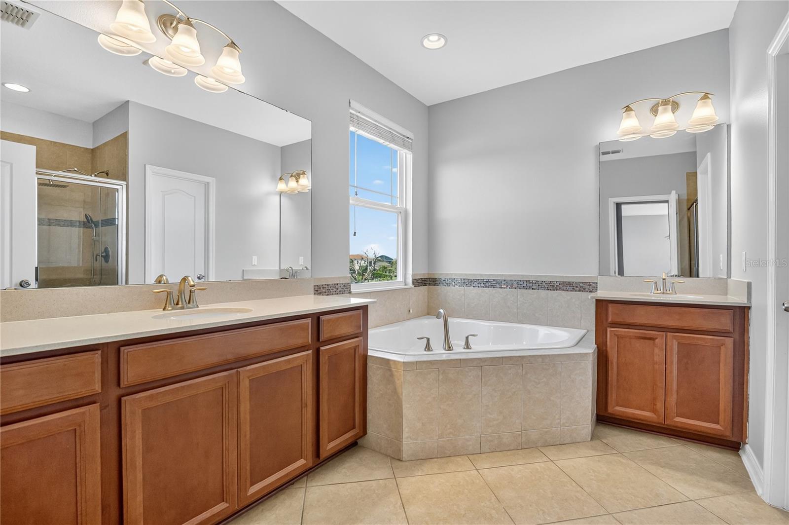 15898 CITRUS GROVE LOOP