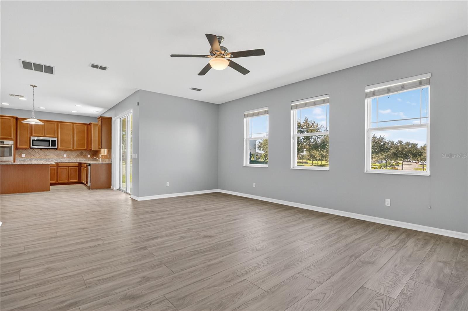 15898 CITRUS GROVE LOOP