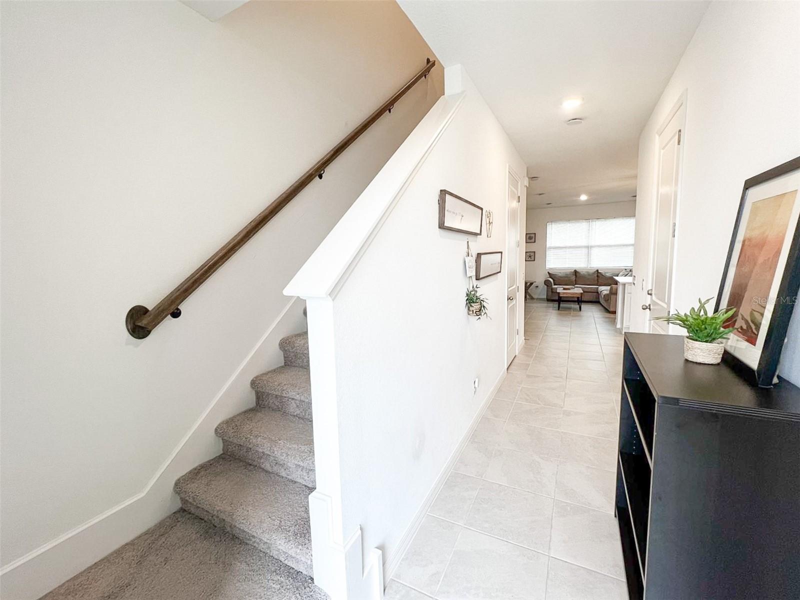 868 LONGBOAT DR