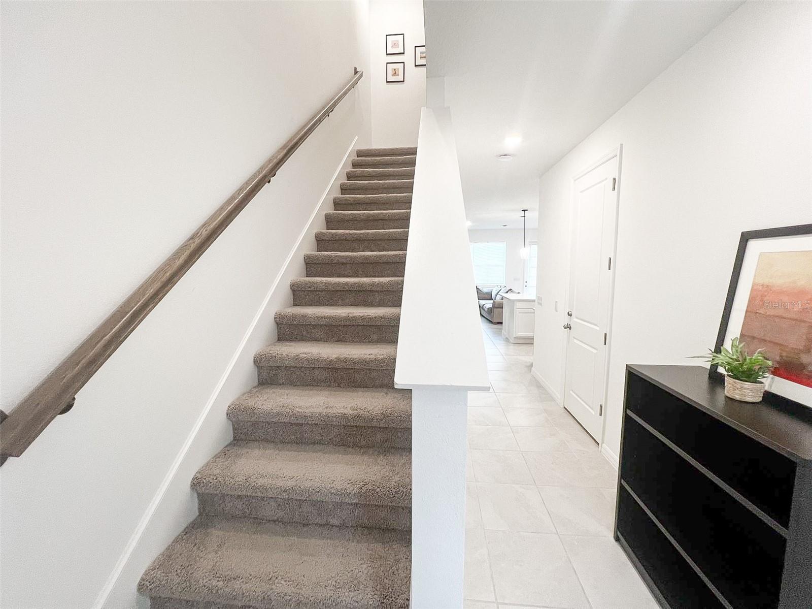 868 LONGBOAT DR