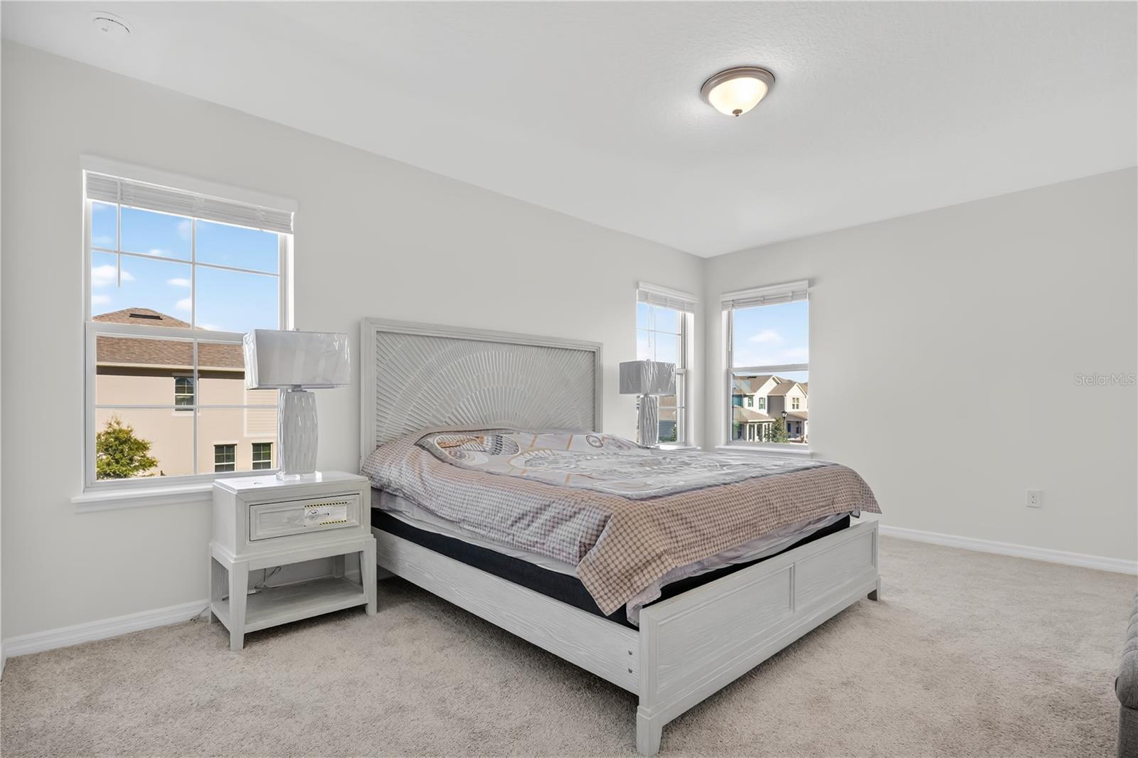 11145 SOUND SHORE DR