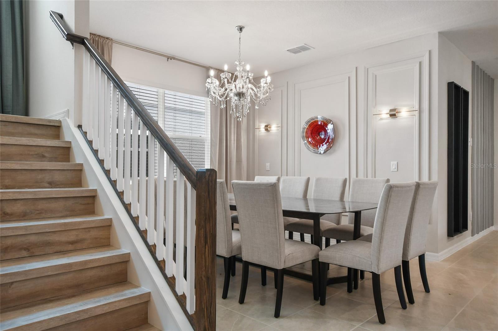 8903 COCONUT BREEZE DR