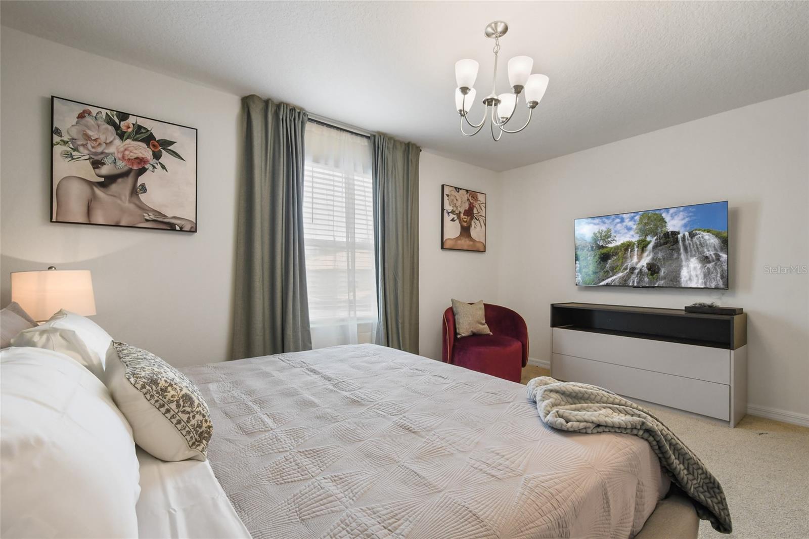 8903 COCONUT BREEZE DR