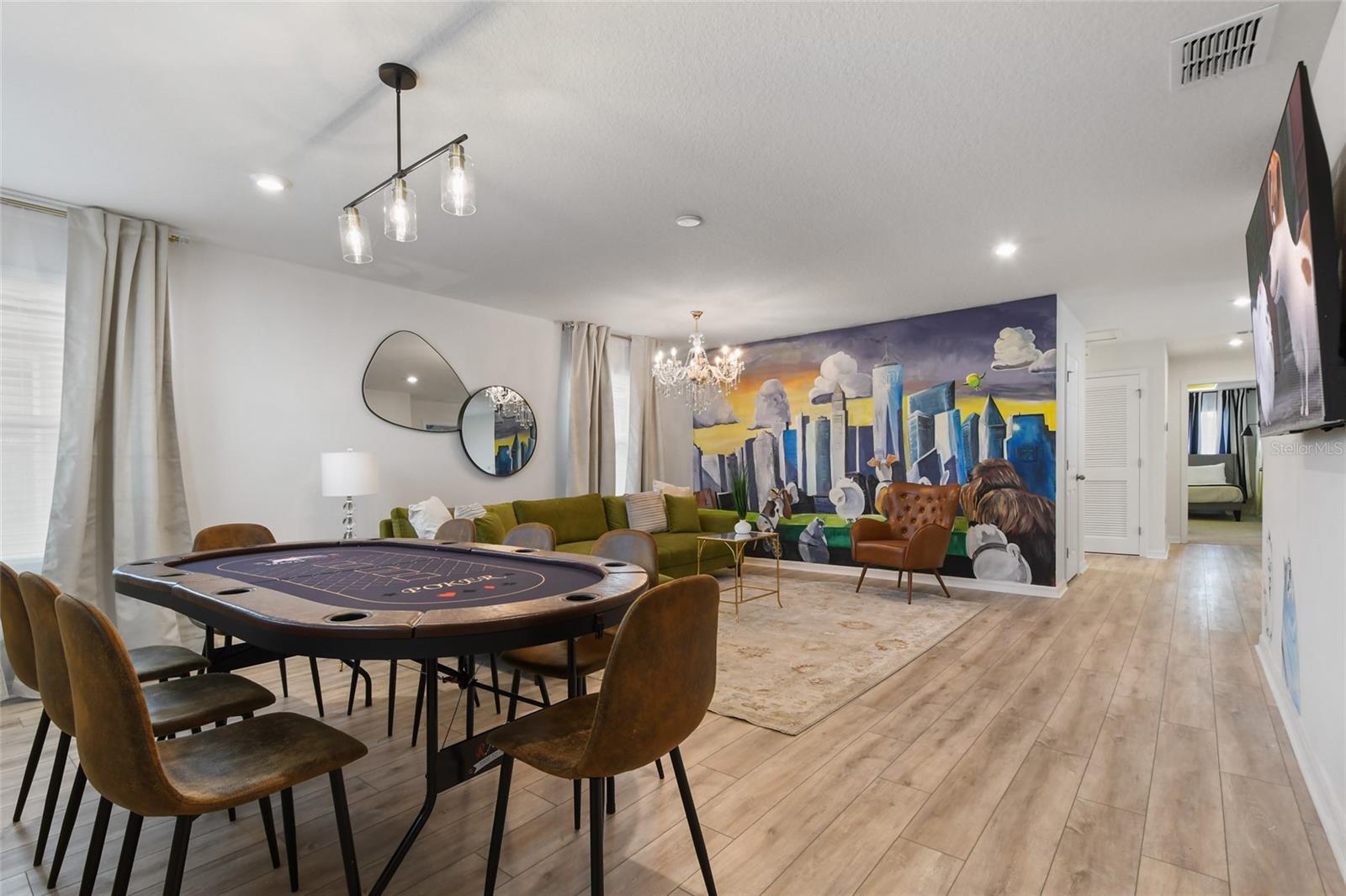 8903 COCONUT BREEZE DR