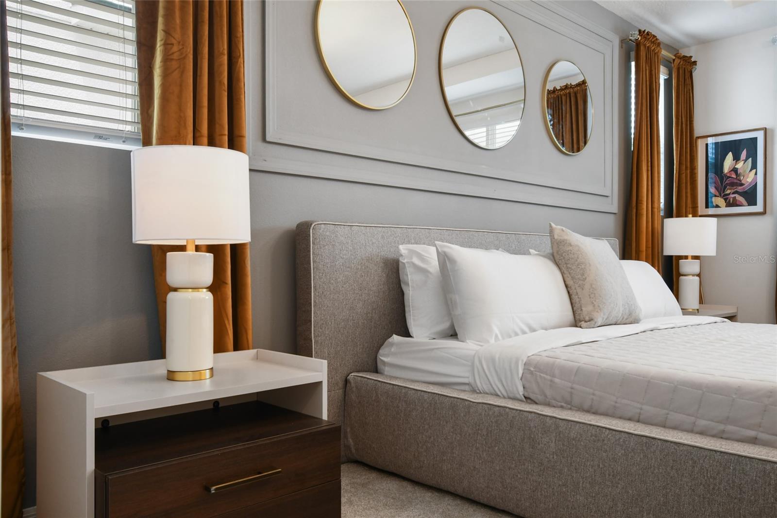 8903 COCONUT BREEZE DR