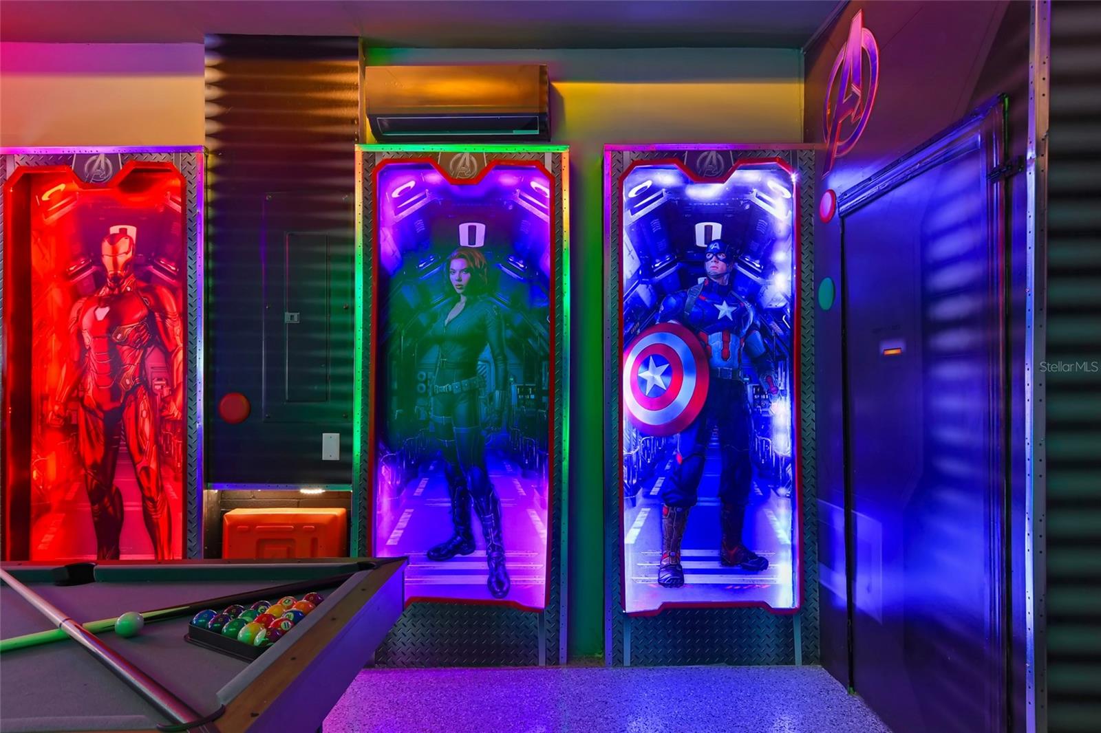 8903 COCONUT BREEZE DR