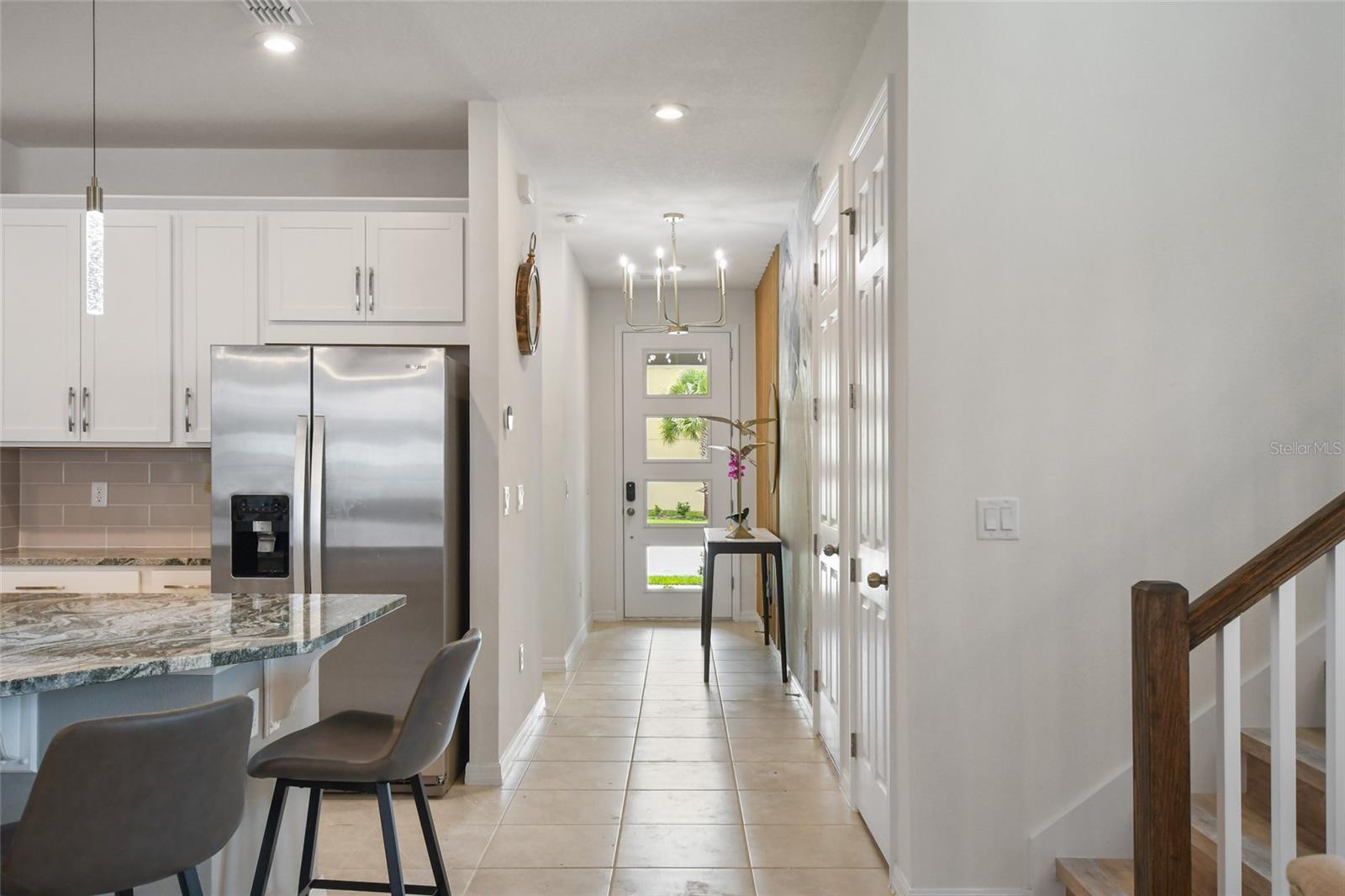 8903 COCONUT BREEZE DR