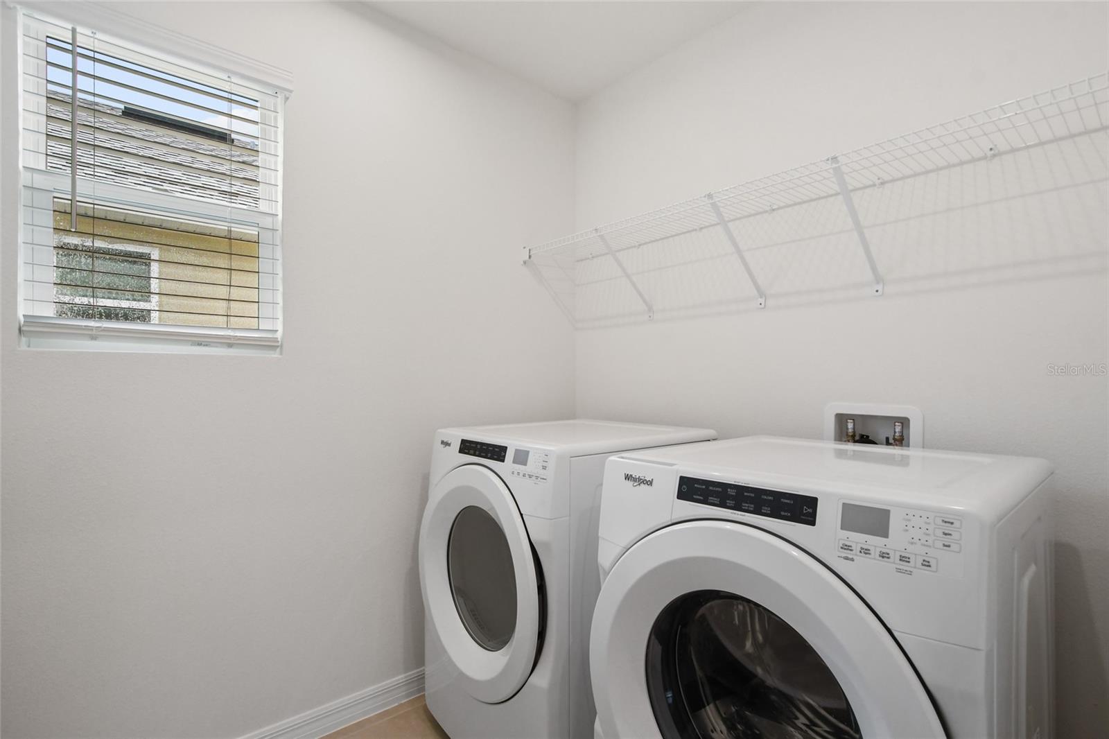 8903 COCONUT BREEZE DR