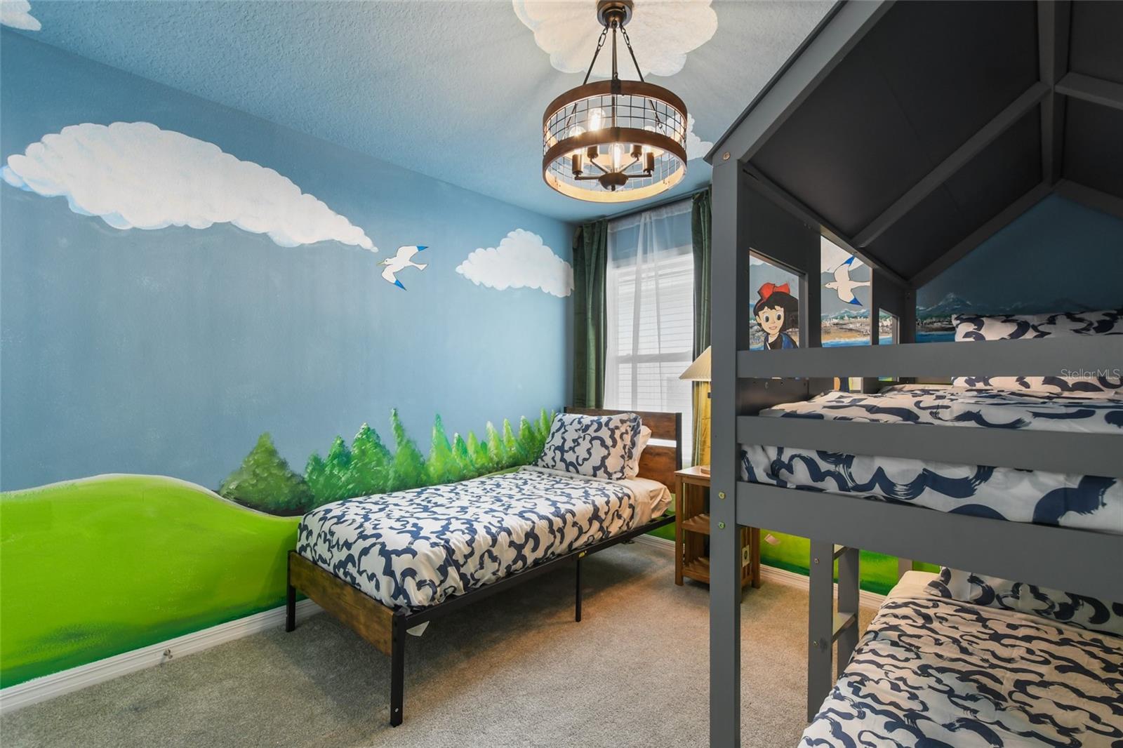 8903 COCONUT BREEZE DR