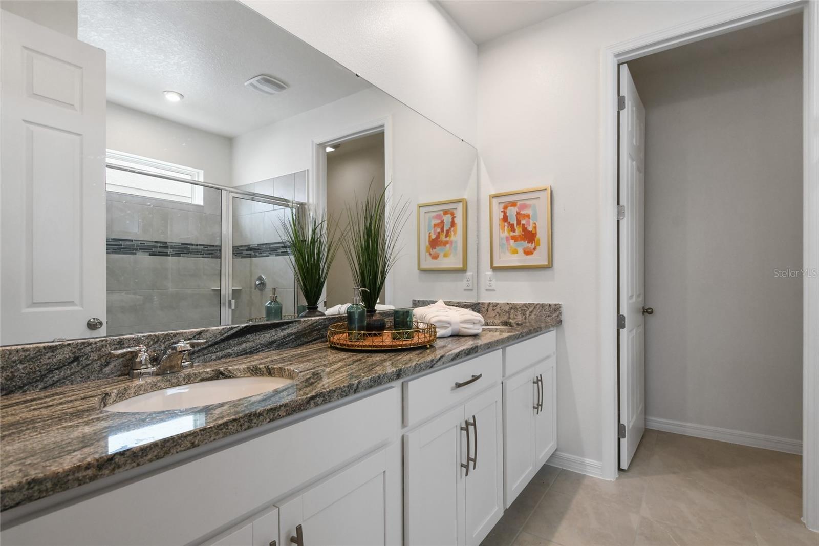 8903 COCONUT BREEZE DR