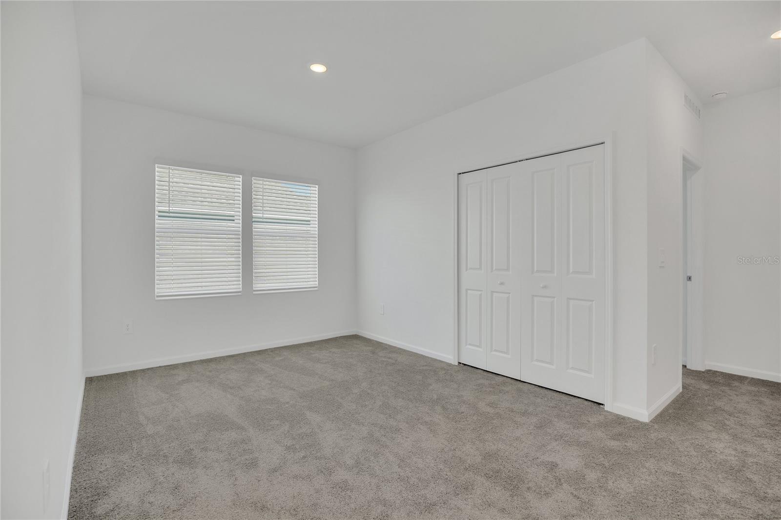 2048 SHAGGY FISHER DR