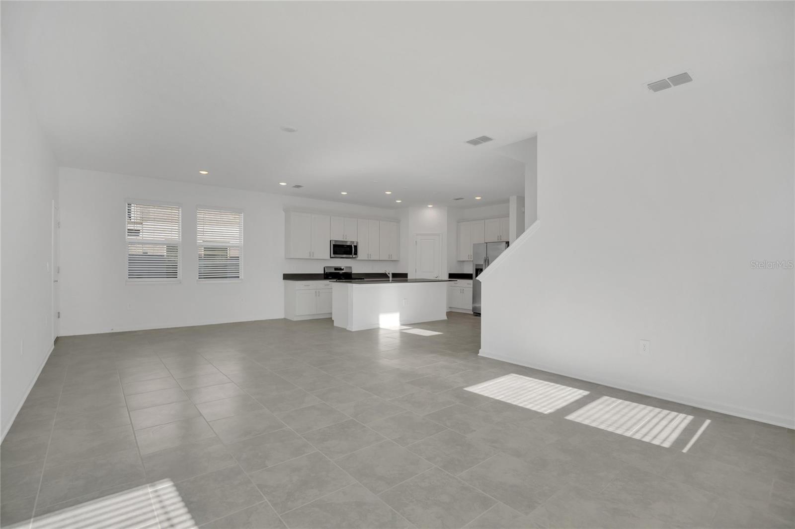 2048 SHAGGY FISHER DR