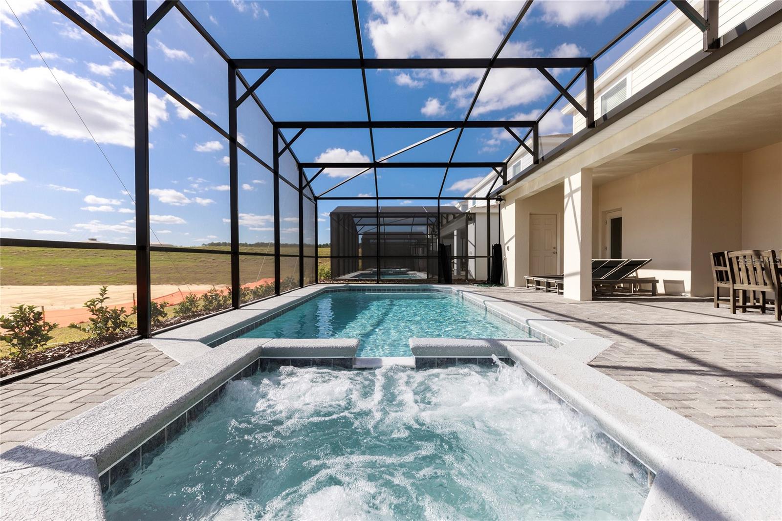 2316 LELANI CIR