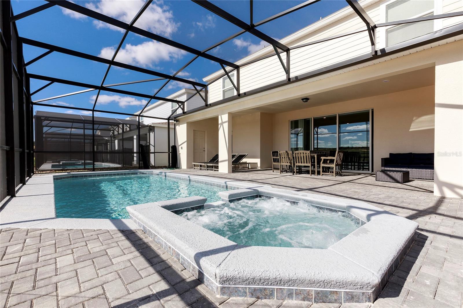 2316 LELANI CIR