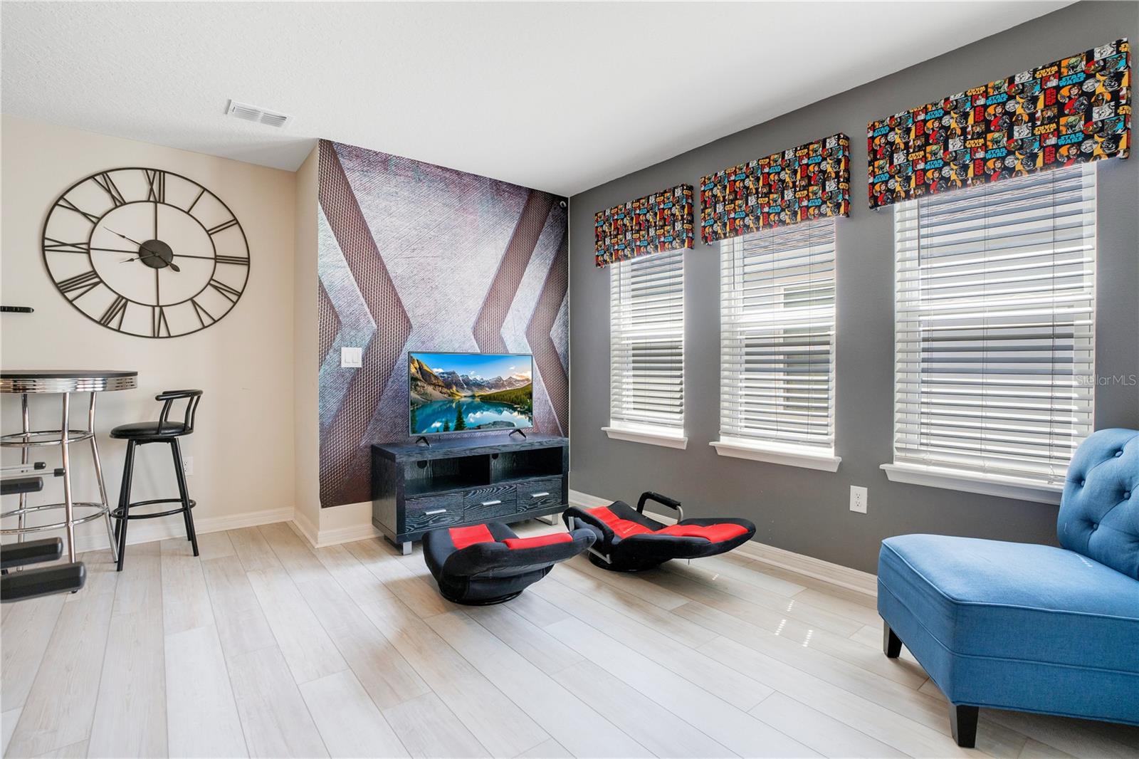 2316 LELANI CIR