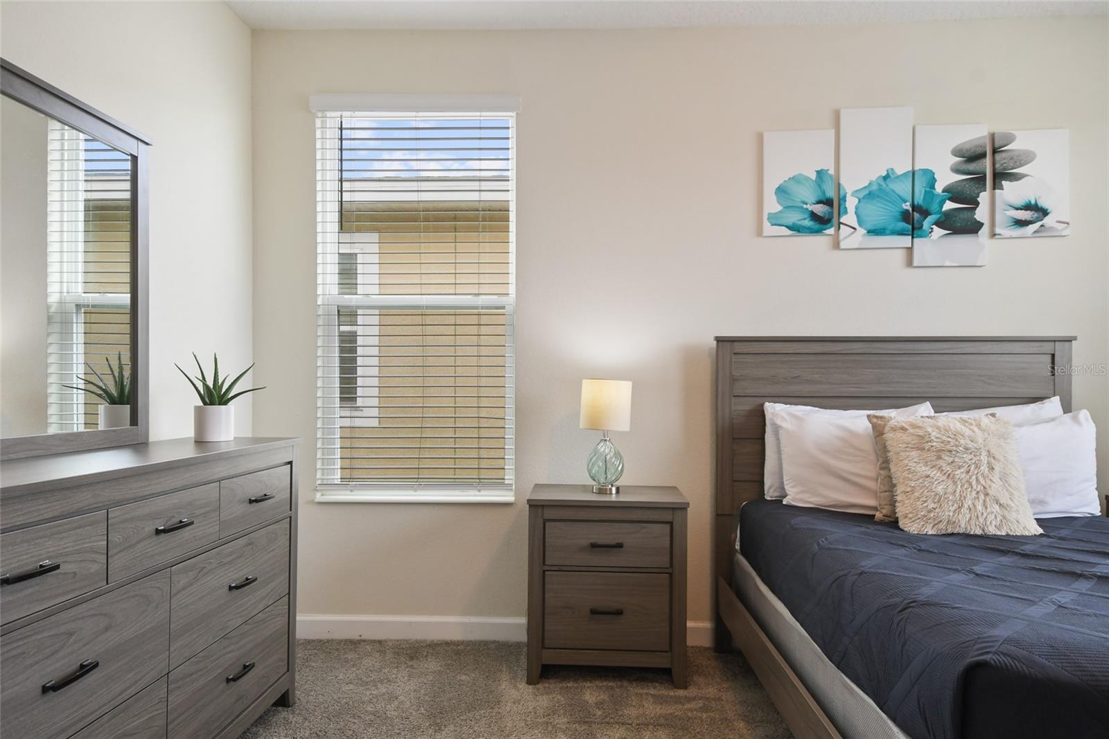 8942 CABOT CLIFFS DR