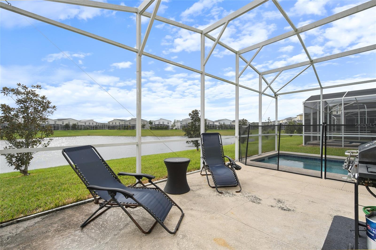 8942 CABOT CLIFFS DR