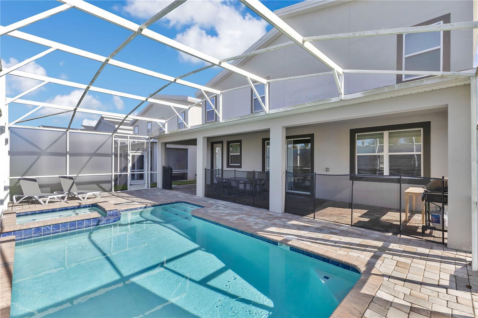 8834 CABOT CLIFFS DR