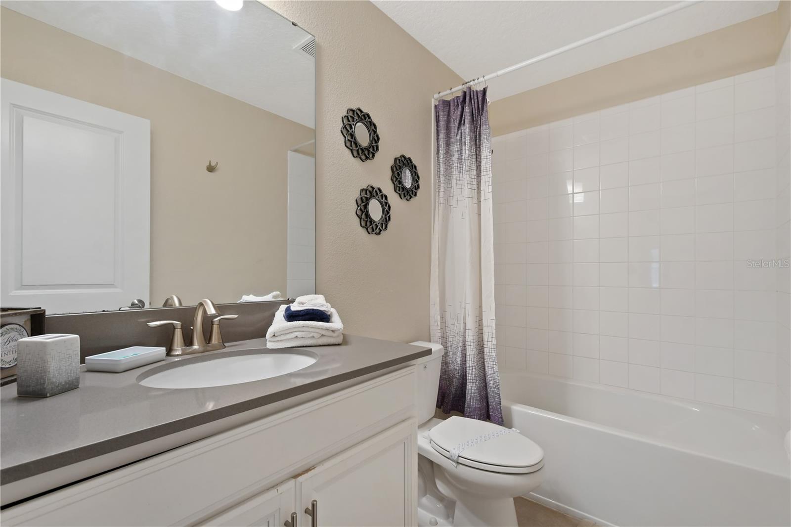 8834 CABOT CLIFFS DR