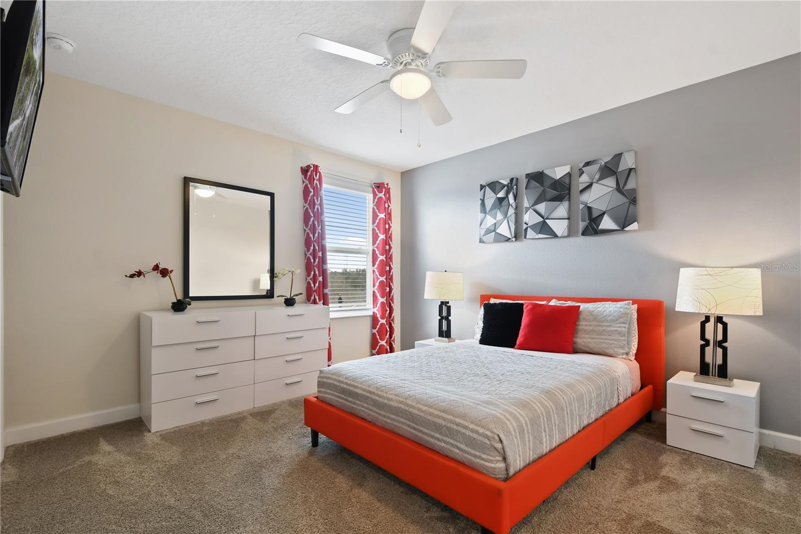 8834 CABOT CLIFFS DR