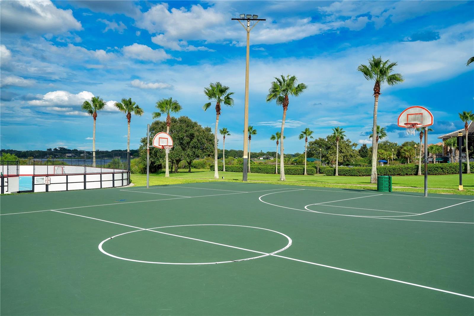 15049 SPINNAKER COVE LN