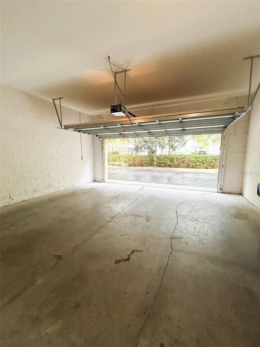 691 PENSACOLA LN