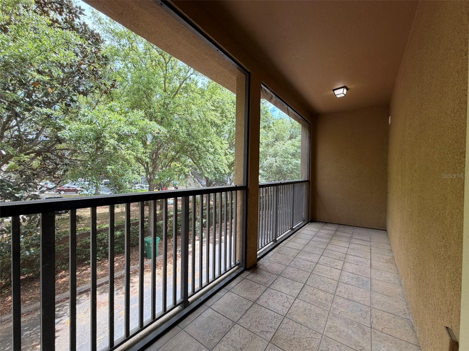 691 PENSACOLA LN