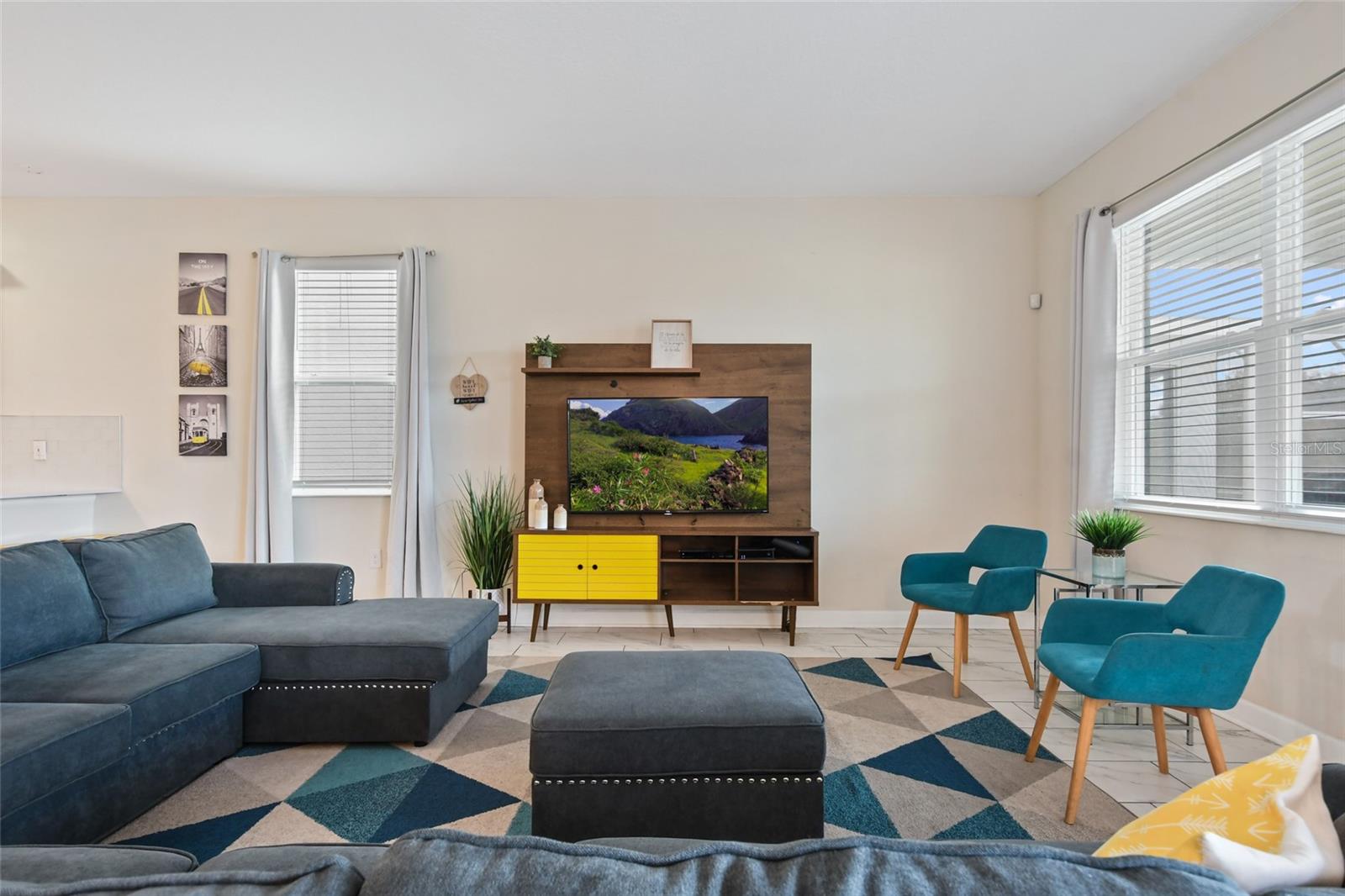 8842 CABOT CLIFFS DR