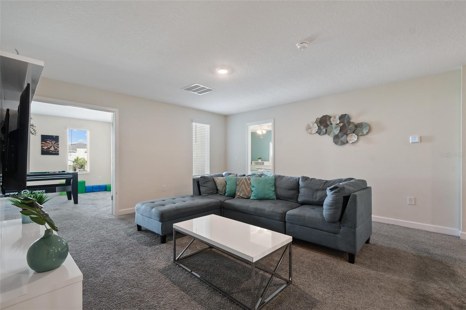 8842 CABOT CLIFFS DR