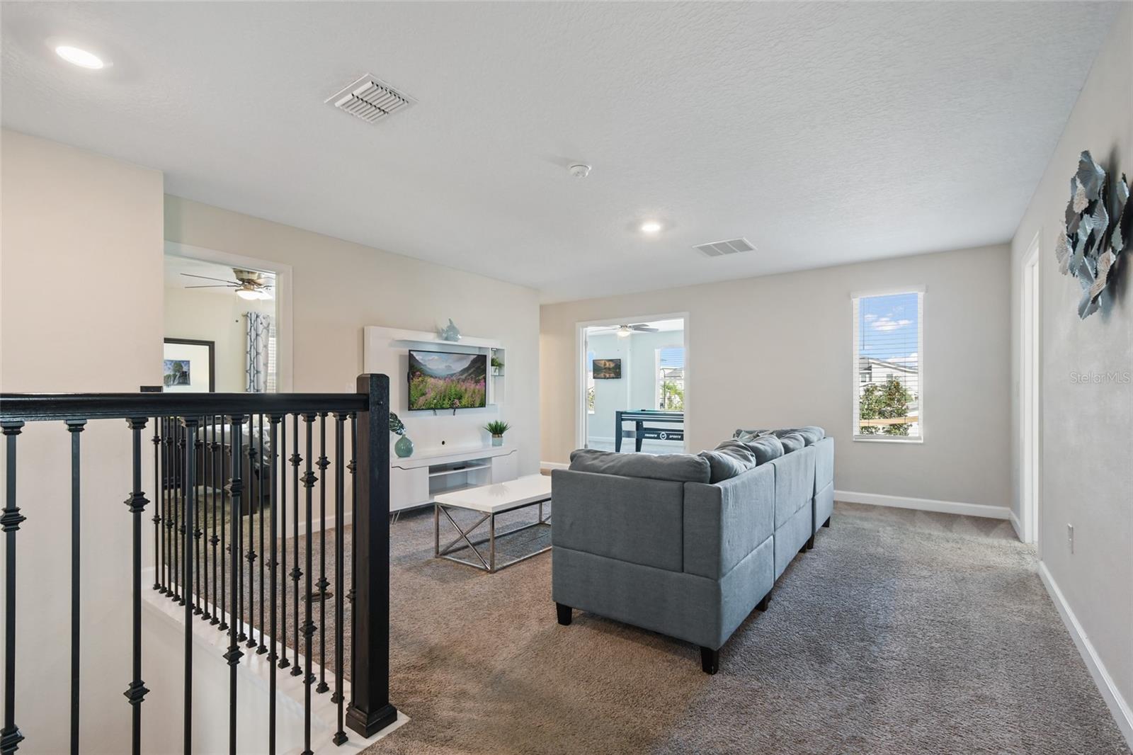 8842 CABOT CLIFFS DR