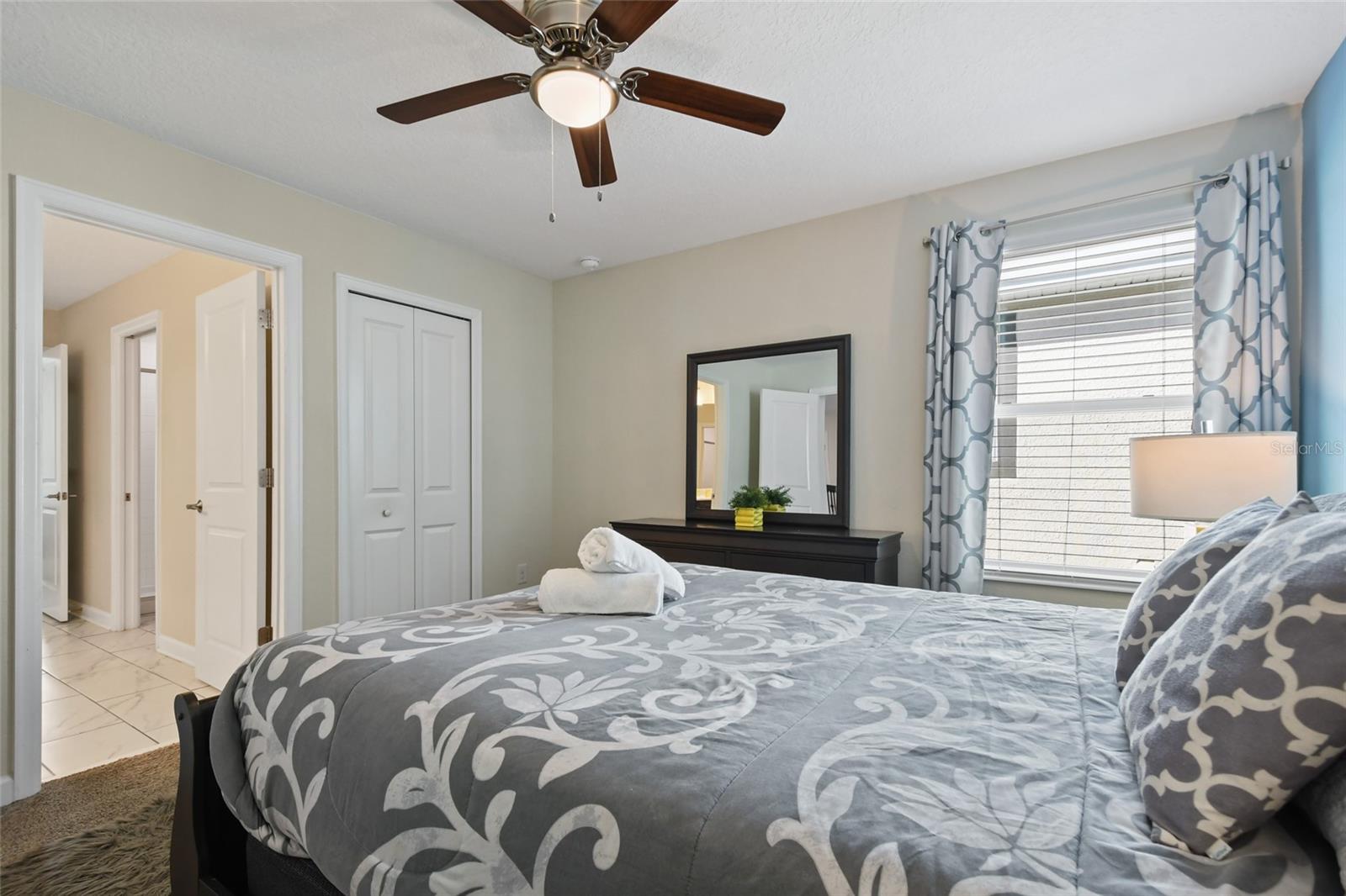 8842 CABOT CLIFFS DR