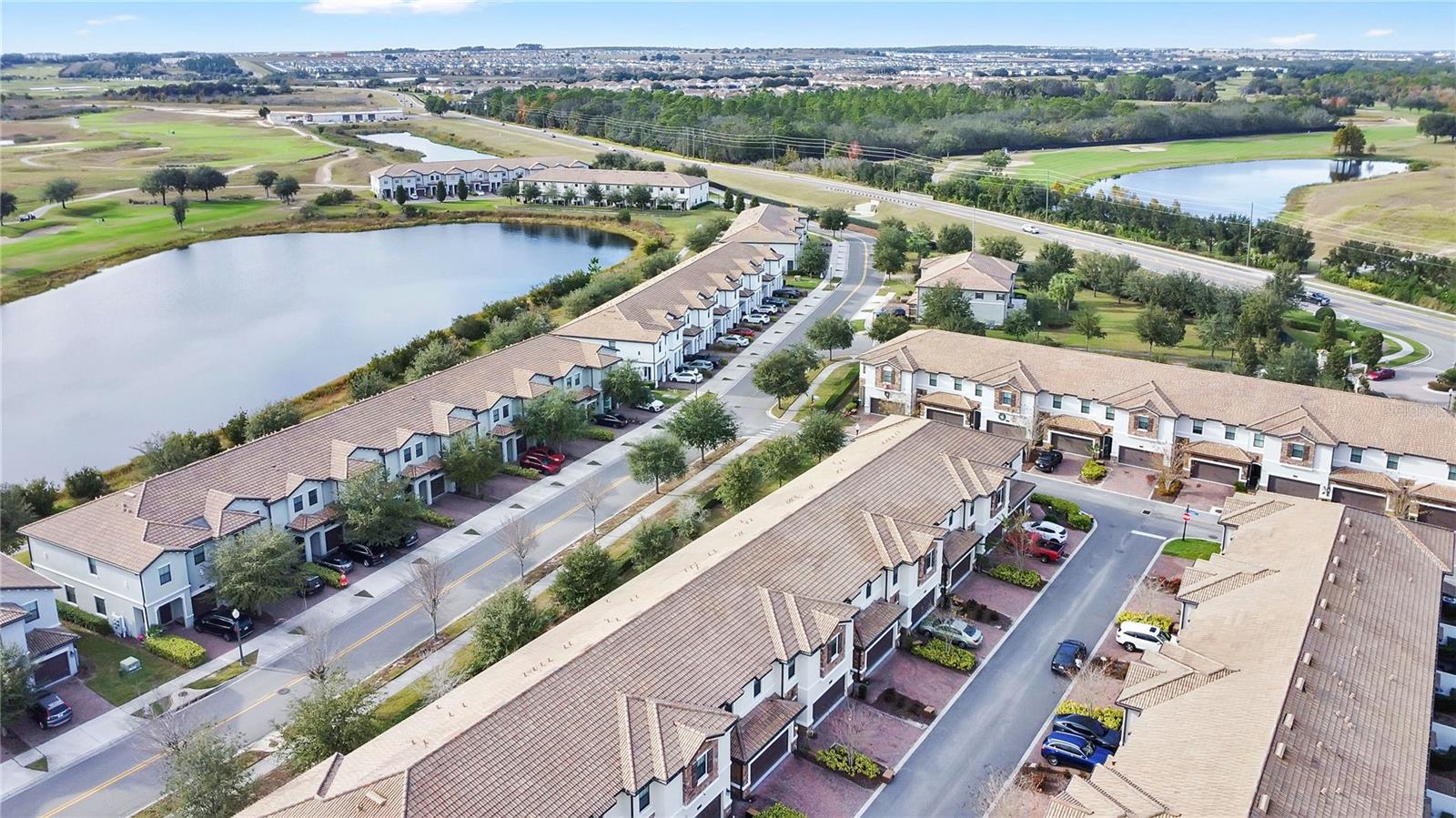 1208 PAYNE STEWART DR