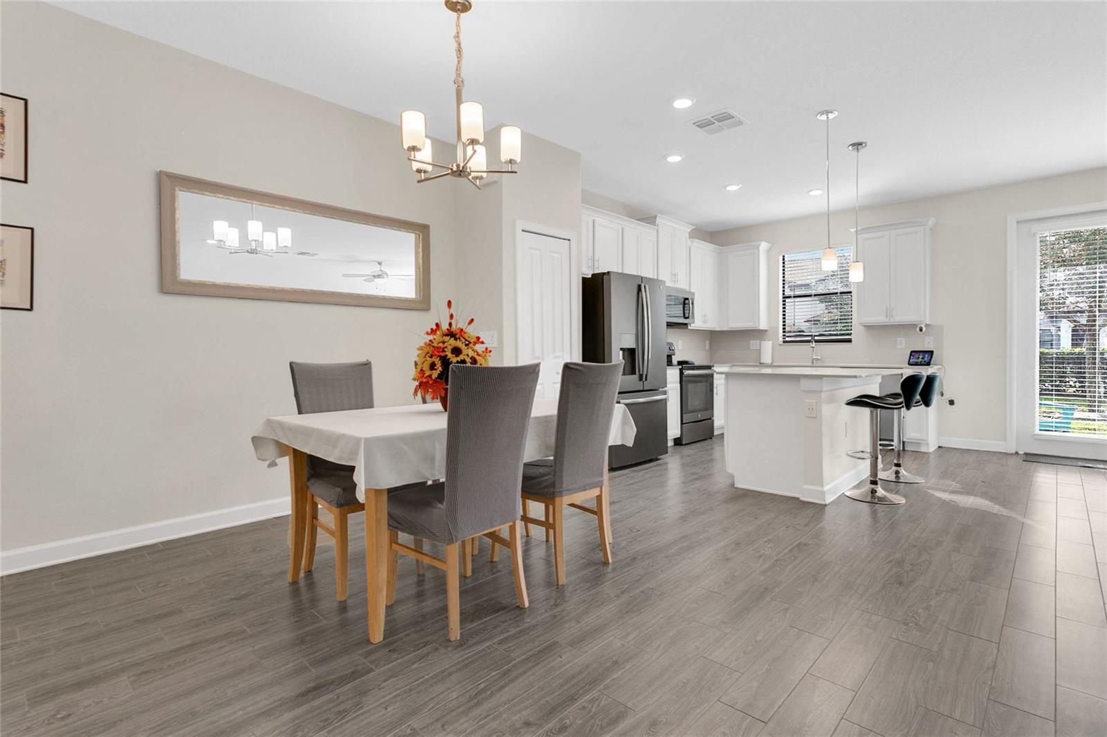 1208 PAYNE STEWART DR