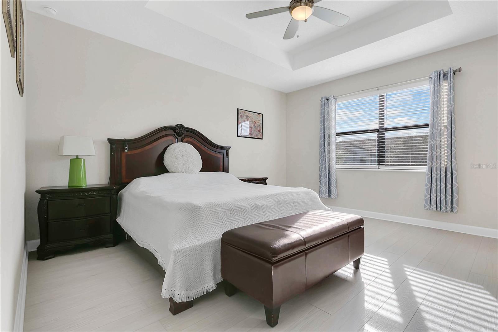 1208 PAYNE STEWART DR