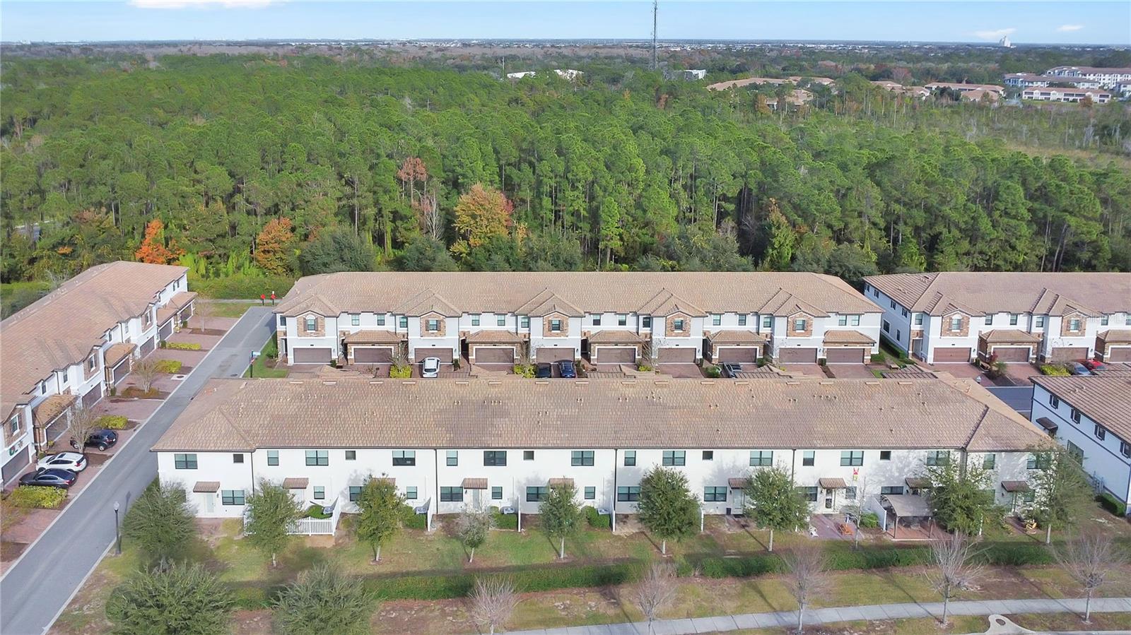 1208 PAYNE STEWART DR