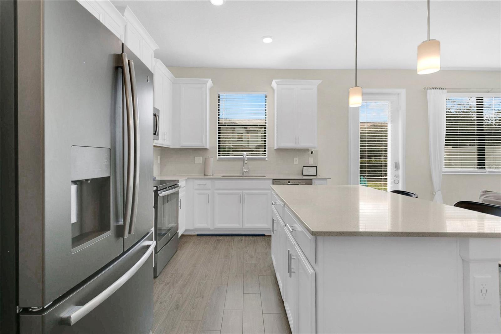 1208 PAYNE STEWART DR