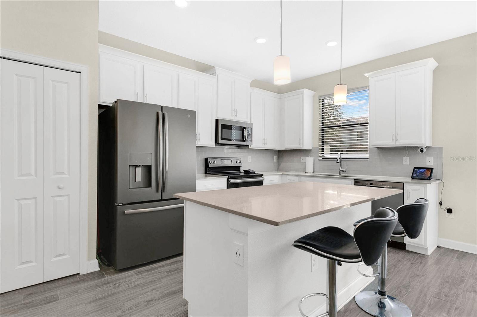 1208 PAYNE STEWART DR