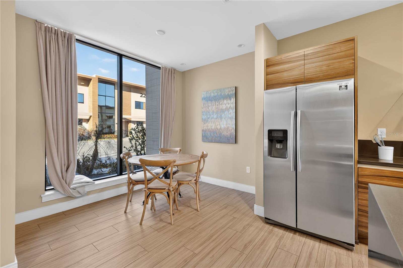 3094 ROCKEFELLER WAY