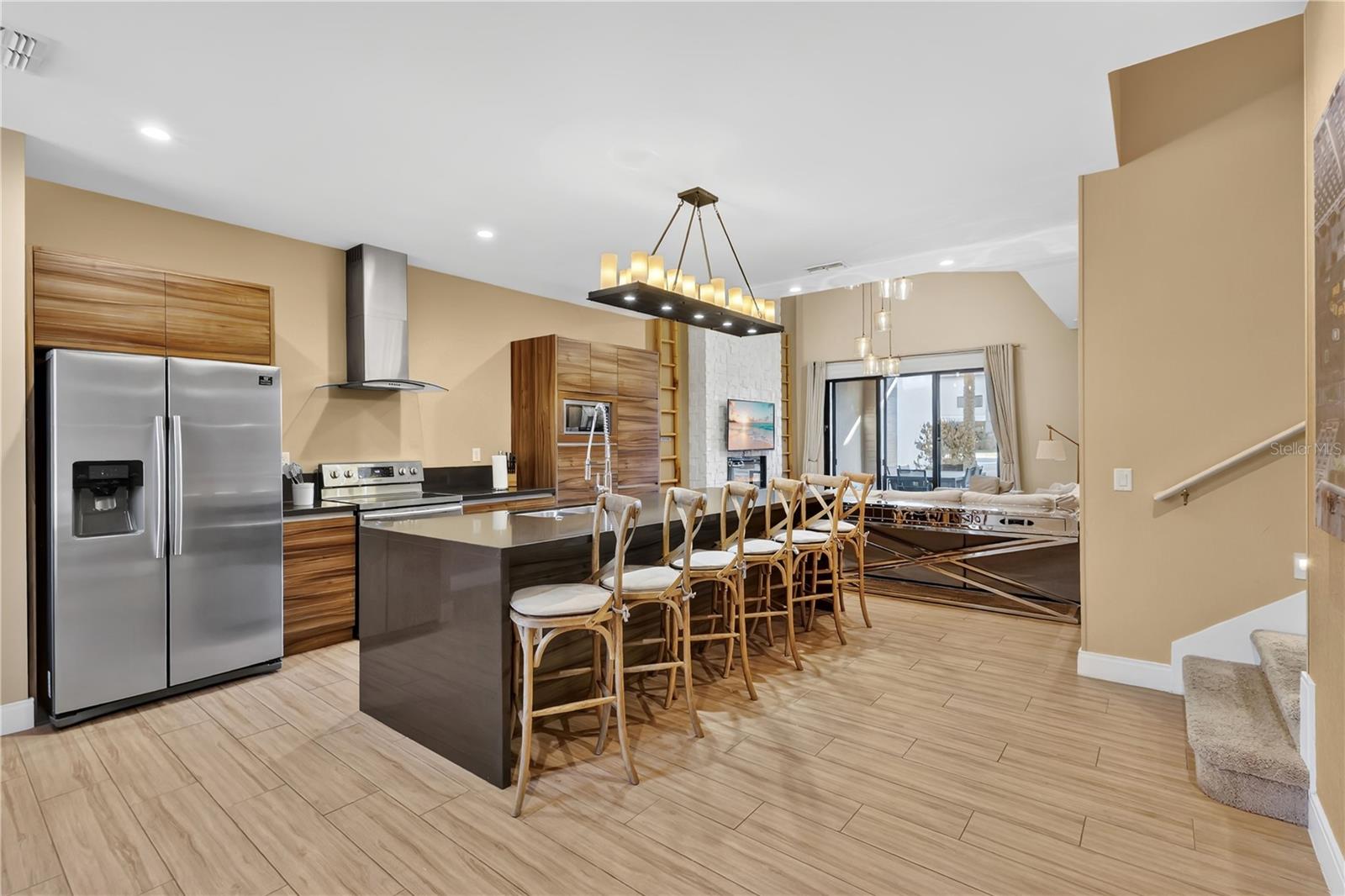 3094 ROCKEFELLER WAY