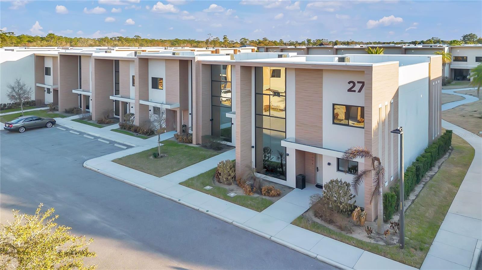 3094 ROCKEFELLER WAY