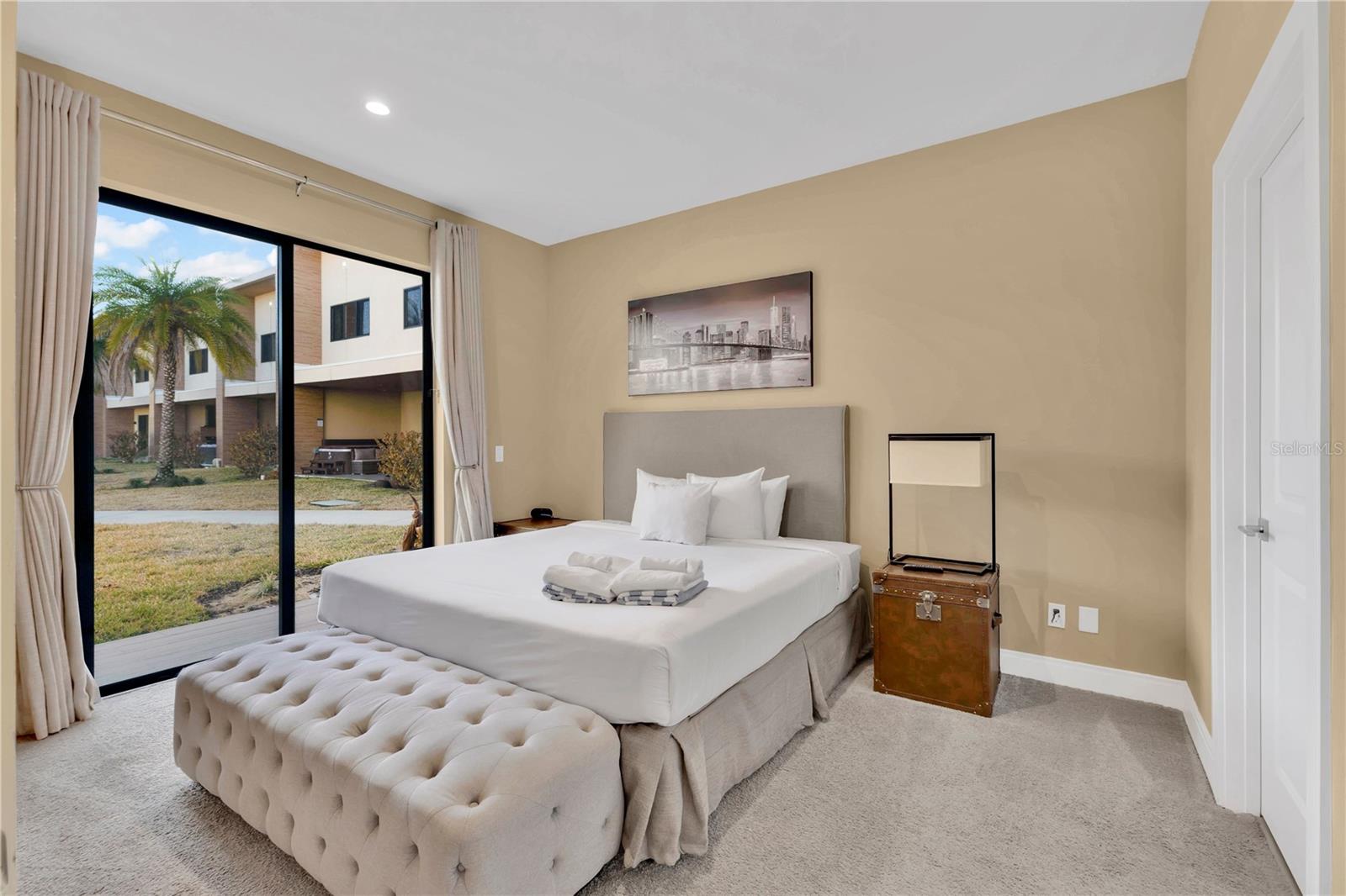 3094 ROCKEFELLER WAY