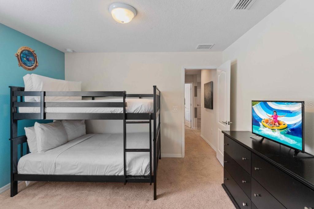 8815 MACAPA DR