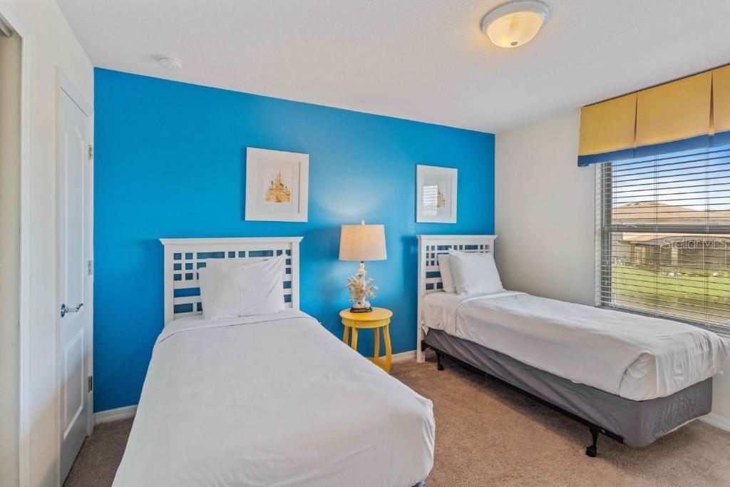 8815 MACAPA DR