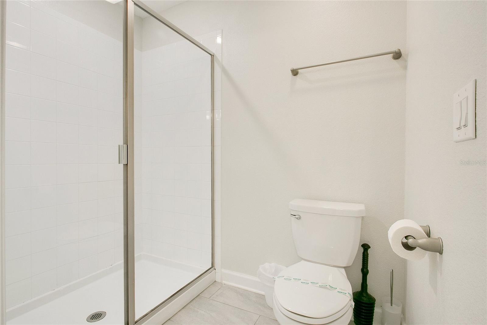 8800 INTERLOCKING CT